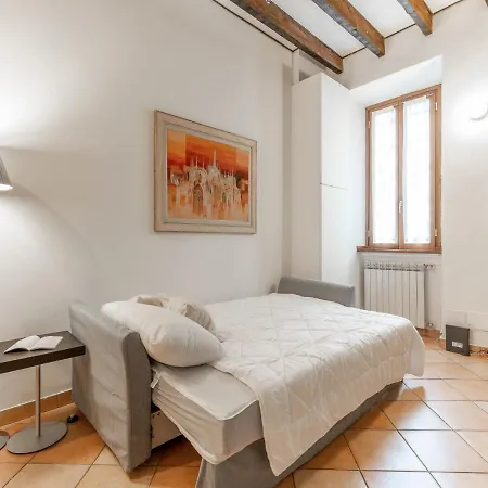 Apartment The Best Rent - Bright One Bedroom In Corso Lodi Area *
